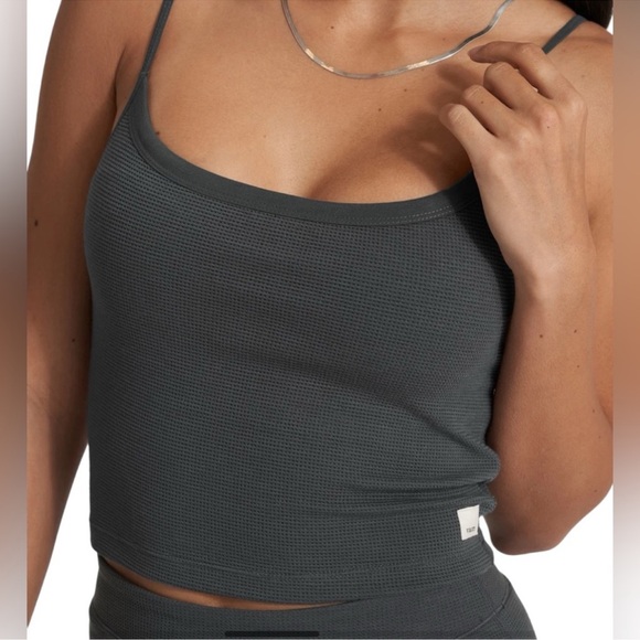 Vuori Charcoal Tank Top - Picture 2 of 6